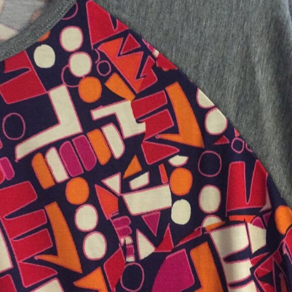 M LuLaRoe Randy T-Shirt B03 768 - Picture 3 of 5